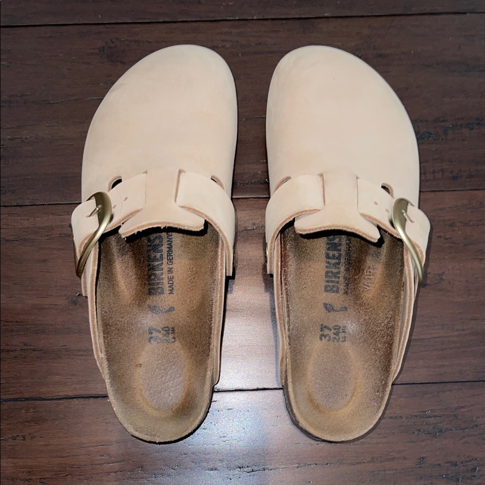 Birkenstock Tan Clogs with Gold Accents